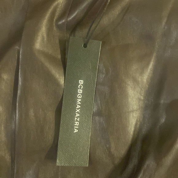 BCBGMaxAzria Dark Brown faux Leather Top size M NWT $169 - Picture 3 of 7